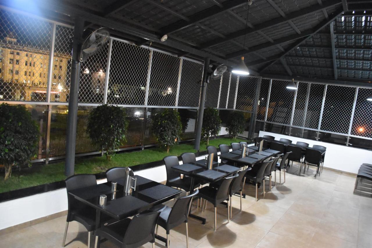 Heritage Inn ไมซอร์ ภายนอก รูปภาพ