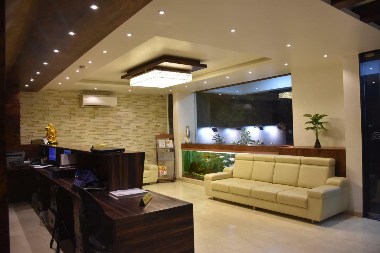 Heritage Inn ไมซอร์ ภายนอก รูปภาพ