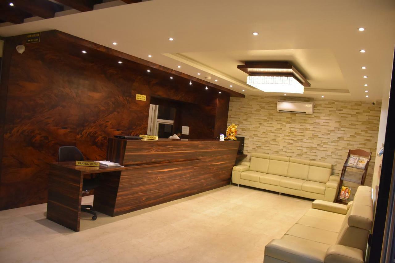 Heritage Inn ไมซอร์ ภายนอก รูปภาพ