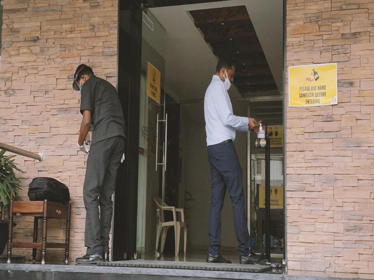 Heritage Inn ไมซอร์ ภายนอก รูปภาพ